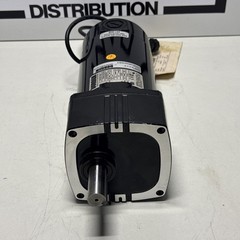 DORNER 827-4190 / 42A7BEPM-F2 130V 2.3A 1/3HP RATIO: 10:1 RPM: 250 (NOS)