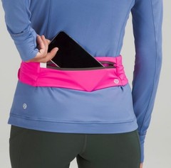 NWT large/ extra large Lululemon Fast and free Run Belt sonic pink