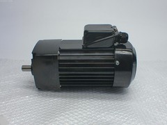 TIEN HENG MACHINERY UJ250V16-150-17-A SERVO MOTOR 1650/1680R/MIN RPM NSNP