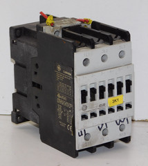 General Electric CL06A300M Motor Contactor 80A 3P 600V Module GE Unit Made Spain