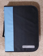 MICROSOFT Volume Licensing Canvas Storage Binder 12.5” x 9” x 3”Full W/ 70 Discs