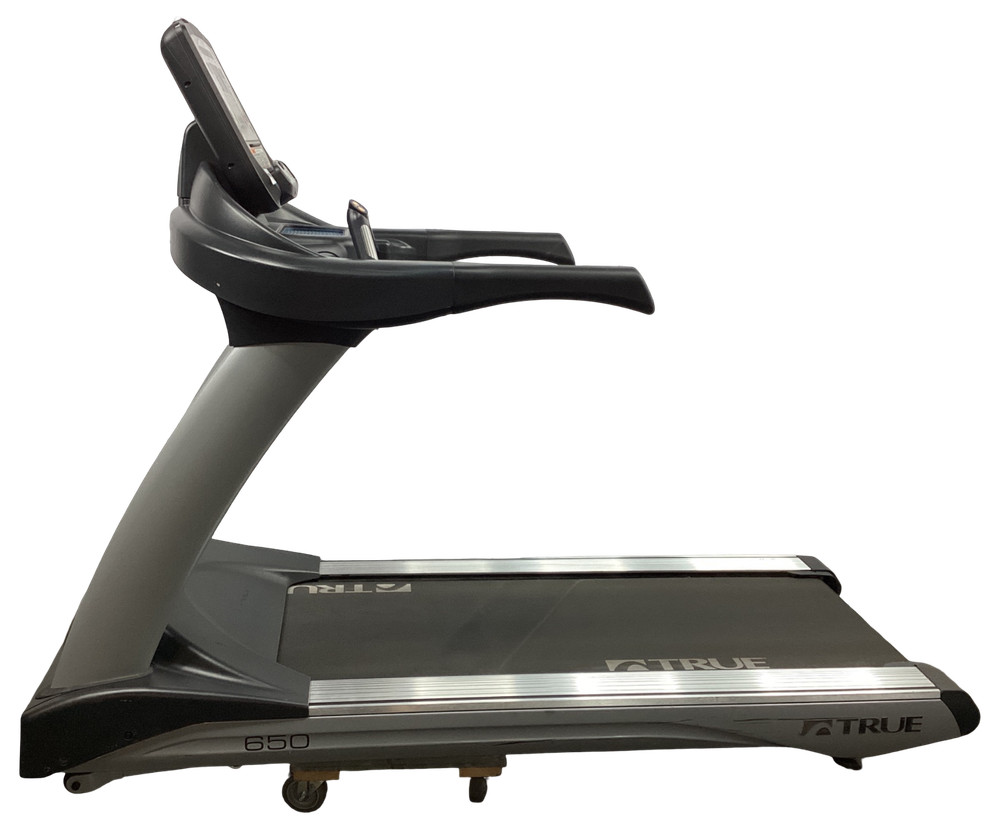 TRUE 650 FITNESS COMMERCIAL TREADMILL