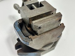 VR WESSON USA Compound Universal Milling Grinding Angle Vise, 3″ Jaws, 3 Axis