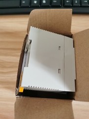 S82K-00705 S82K00705 New Omron 5V 1.5A switching power supply free shipping *TT