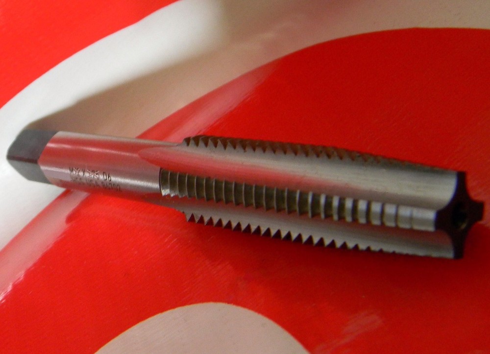 *NEW* Made In The USA 8-32 Hand Taper Or Bottoming TAP HSS 8×32 ONE TAP