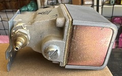 Johnson Controls V11hga-100 Solenoid Air Valve,3-Way,24Vac,0-25 Psi