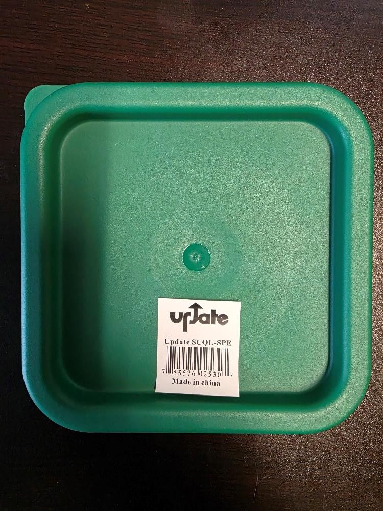 UPDATE INTERNATIONAL SCQL SPE 6 Pcs Square PE Container Lids Green New in Box