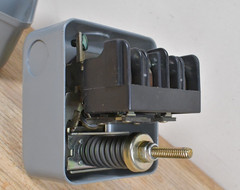 Square D 4×678 Pressure Switch 145-175psi Pumptrol