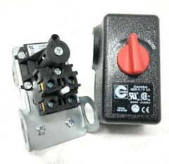 5140119-56 AIR COMPRESSOR PRESSURE SWITCH 105-135 PSI 4 PORT 26 AMPS