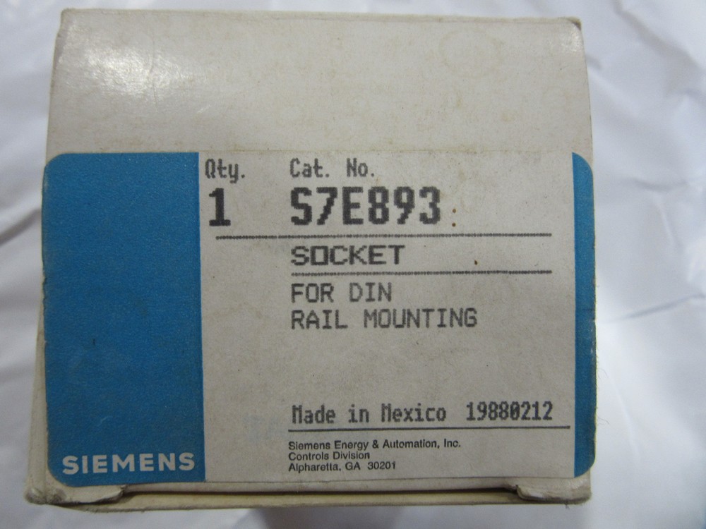 Siemens S7E893 Relay Socket 15A 300V 11-Blade Din Rail or Base Mount NEW! in Box