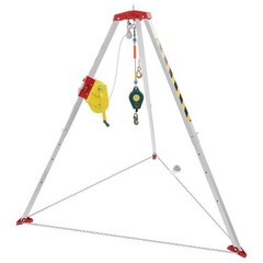 Confined Space Tripod Kit,2600 lbs Winch Sewer Rescue Tripod,5.2-8ft Work Height