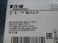 NEW EATON LIGHT MODULE YELLOW 250V AC/DC 7W W/O BULB SL7-L-Y