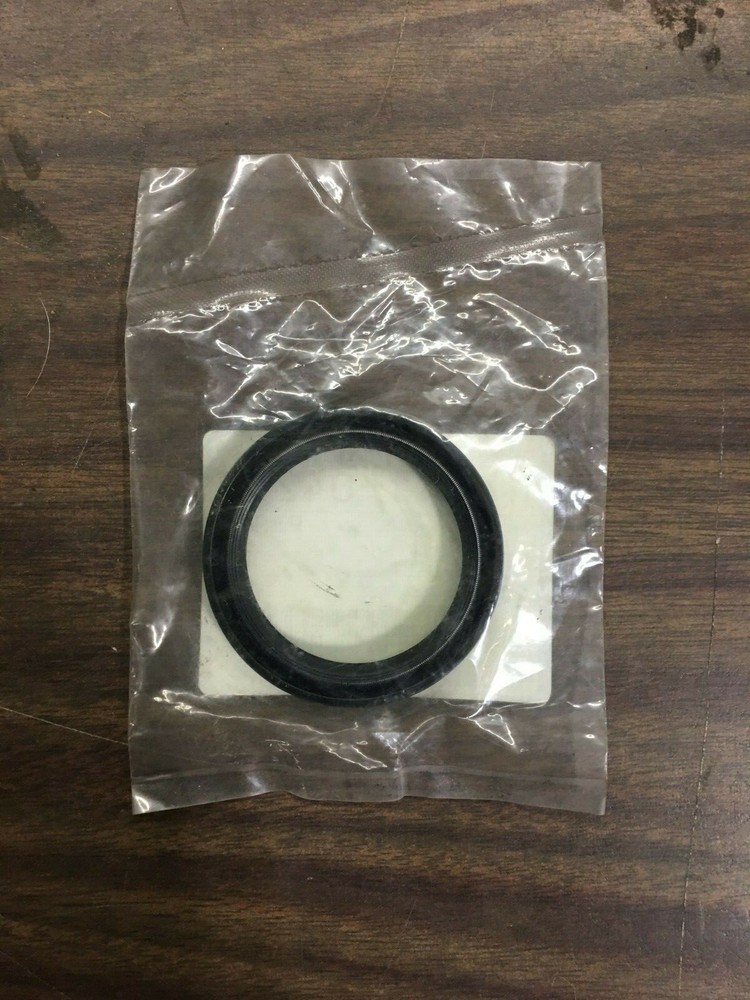 OEM Front Oil Seal For Kubota, Bobcat, 16241-04212, D1105, D1005, D905, D1305