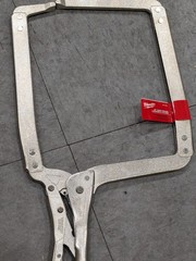 Milwaukee Tool 18″ Deep Reach Locking C-Clamp 48-22-3529