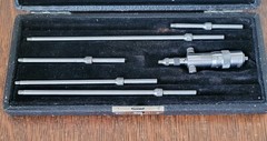 Vintage L. S. Starrett No. 124 Inside Micrometer Set w/(6) Rods (2-8″) & Case