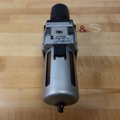 SMC NAW4000-N04D Pneumatic Regulator and Filter Assembly 0.05-0.85MPa