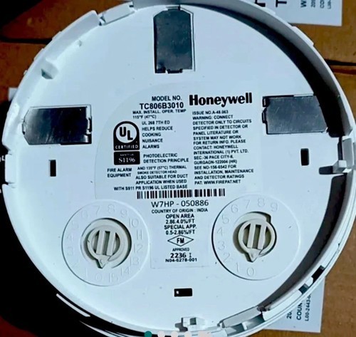 Honeywell TC806B3010 Smoke Detector NEW – FREE EXPRESS SHIPPING