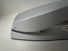 SWINGLINE #77701/15 High Capacity Desk Stapler REDUCED EFFORT Grey ACCO Brands