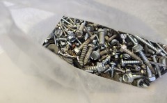 SIX POUNDS OF MISC SHEET METAL SCREWS