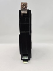Square D Bolt On QHB120 Circuit Breaker QOB120 65KA 20A 1P 120/240V