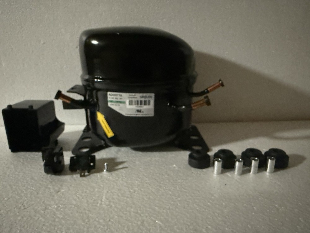 SIKELAN ADW57T6 REFRIGERATION COMPRESSOR 1/4 HP 546BTU 110-120V R134A 50-60HZ