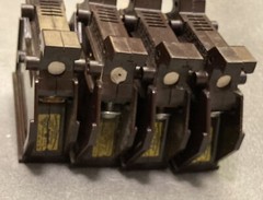 Wadsworth A120NI 20 Amp 1 Pole 1P Type A Plastic FOOT Breaker A120N A120