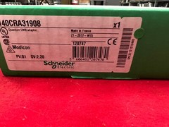 Modicon Brand New Sealed 140CRA31908 Schneider Electric 140-CRA-319-08