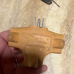 LITESUN T-8A Current Tap Type B Plug Adapter 125VAC 15A 1 Outlet Orange