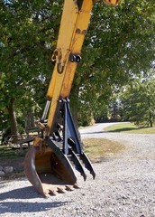 Excavator Thumb, 18″ x 50″ Fits Most Machines 24,000 – 39,000 LBS – AR400 STEEL