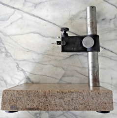 Starrett 653G Granite Surface Plate Indicator Comparator Stand 8x12x2″ Grade A