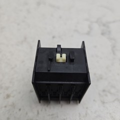 2 Pack Siemens 3RH2911-1FA40 Auxiliary Switch Block 4NO 240V 6.5A AC New