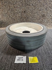 (QTY 1) Camso Solid Gray/White Ribbed Tire 5 Lug 16×5 5×115 94103112