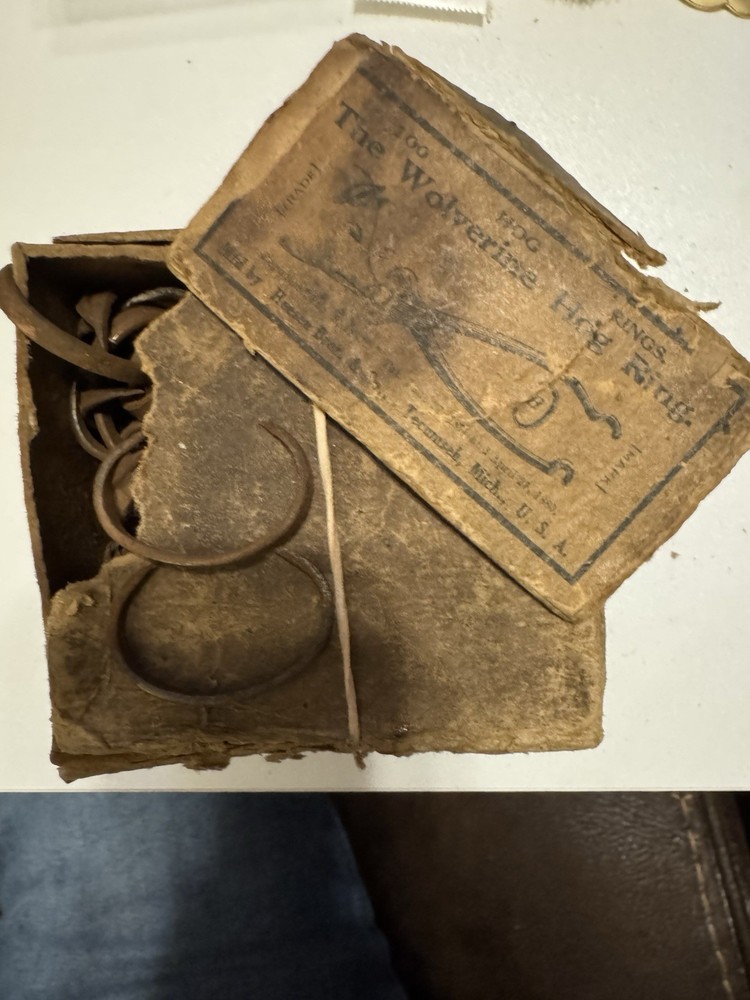 Farm Agricultural Collectibles Heeson Bros. & Co. Copper Hog Rings From 1880’s