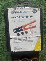 *NEW* SHARKBITE PEX CRIMP TOOL KIT 3/8 INCH WITH MULTI-HEAD KIT MODEL# 23100