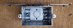 NEW! 25pk – Hubbell-Raco #564 2-3/4 Deep Gangable Switch Box, NM Clamps