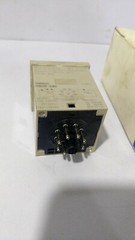 Omron H3CR-A8E Timer 1.2 S to 300 h – 100 to 240V Ac 100 – 125V DC
