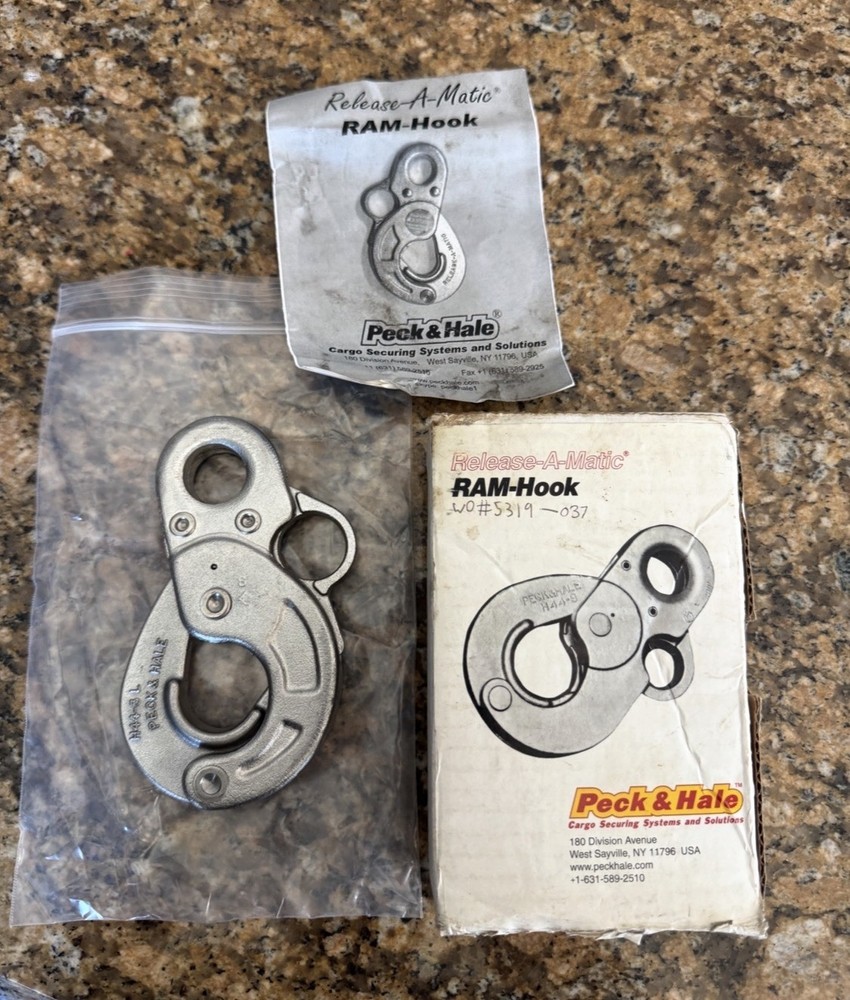 New Vintage Peck & Hale H44-3 Quick Release Hook