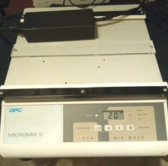 DPC Micromix 5 Laboratory Four Position Mixing Microplate Shaker-Tested Works
