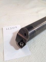 USED 1″ KENNAMETAL E16-SCLPR3 CARBIDE BORING BAR 12″ OAL. W/ COOL. USA MADE H359