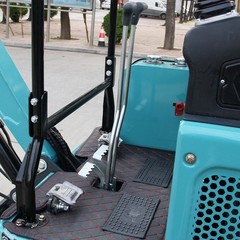1.8 Ton Mini Excavator Kubota Diesel 4000 lbs Crawler Pilot Digger Free Shipping
