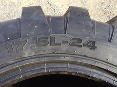 Pair of 2-17.5L-24 Forerunner QH601 Rear Backhoe Tires-12PLY-17.5Lx24