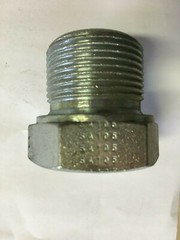 PLUG,HEADER,SA105,COOLER,TYPE:SHOULDER,DIAMETER:1-1/4 IN,W/UNDER THE HEAD: 1IN