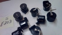 MECHANICAL LEVER TYPE COUNTER ( 4 DIGITS) TOTAL OF 9