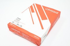 Universal Copy Paper 8.5″ x 11″ 500 Sheets 20 lb 92 Bright UNV21200 White