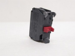 226586 New-No Box; Schneider ZBE102 Contact Block; 10A; 600VAC; 1-NC; 22mm