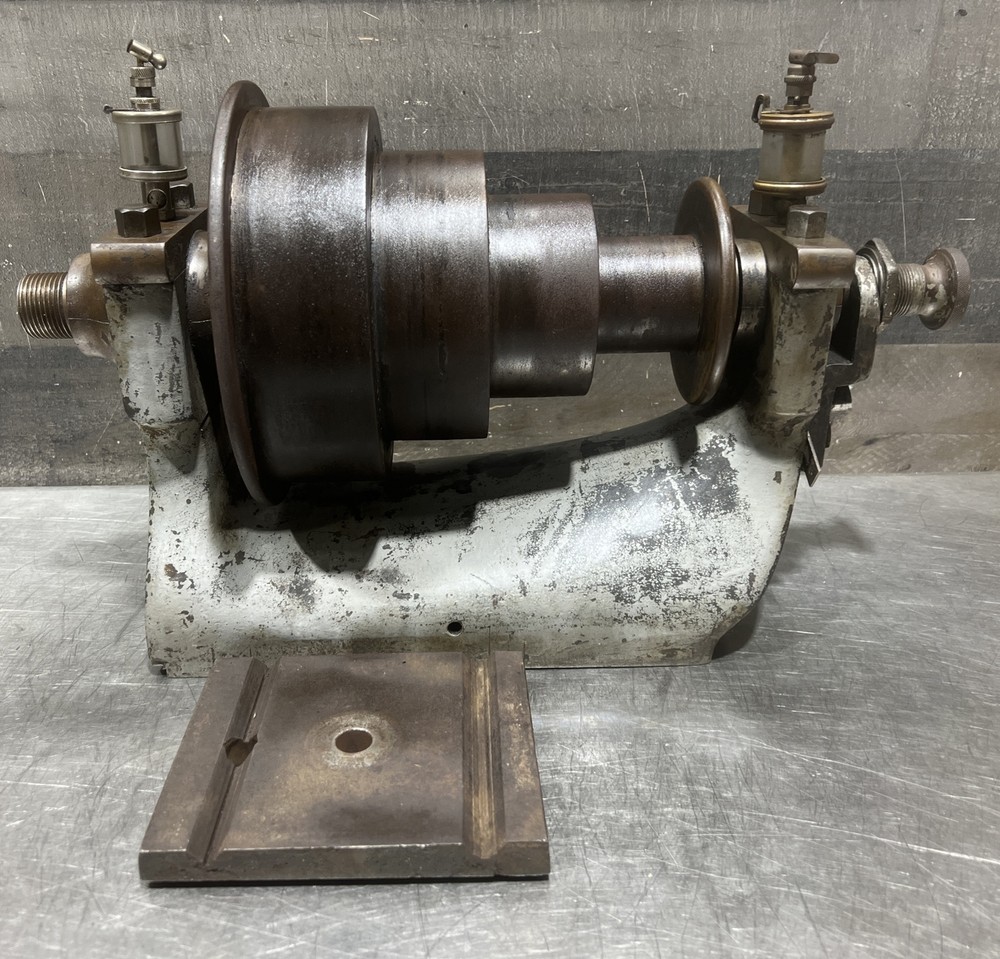 Vintage “The National Supply Co” Toledo Ohio Cast Iron Lathe Head Stock