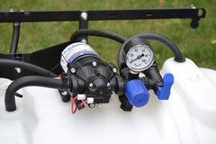 2.2GPM 12V Diaphragm Pump with Quick Attach Port for Efficient Water Transfer