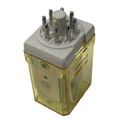 IDEC FUSES LOT OF 4 26610 AC120V 50/60HZ RR2P-UL