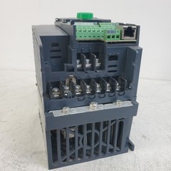 Schneider Electric Altivar 320 ATV320U15N4C 2 HP Variable Frequency Drive