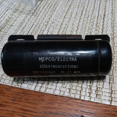 MEPCO/ELECTRA 3535B2B0021C330A2 Motor Starter Capacitor 330 VAC 21-25 MFD,